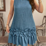 ‘Luna’ Floral Embossed Midi Dress