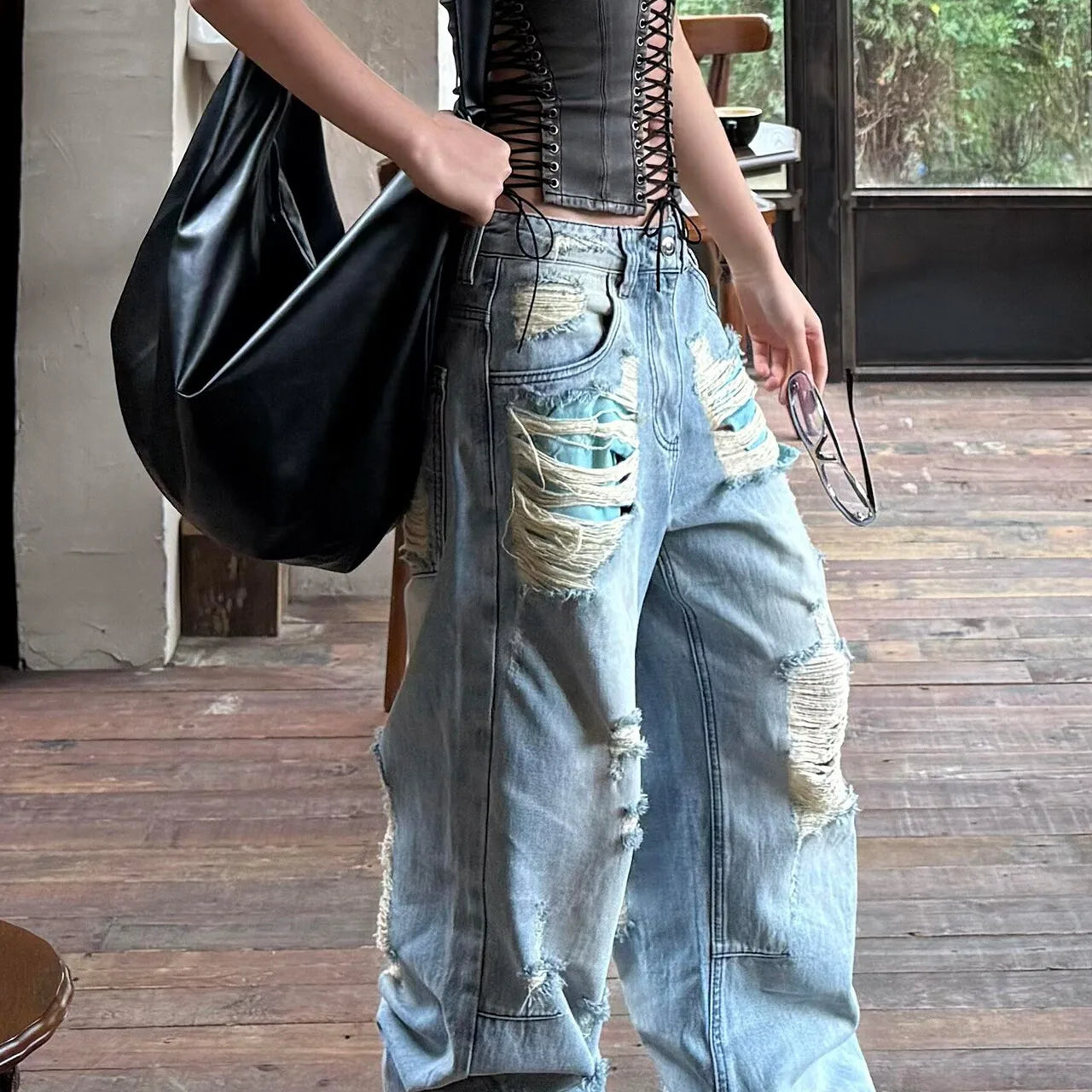 Retro Wide Leg Distressed Jeans